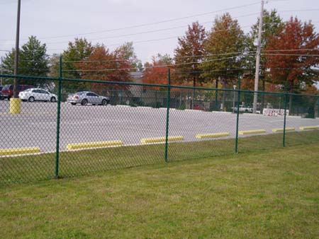 6' green chain-link with barb